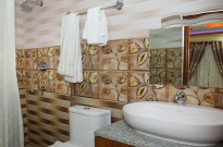 Grande Homestay Bathroom